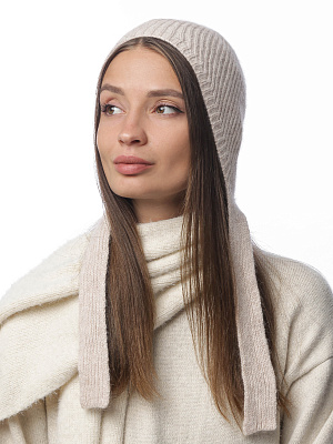 DW118-13 Fabretti Шапка женская 40% шерсть енота, 15% шерсть, 25% вискоза, 20% нейлон