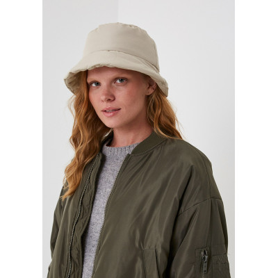 DZ14-13 Панама жен. 100% полиэстер разм.57 FABRETTI